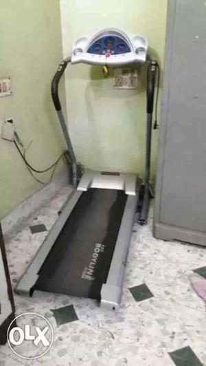 Fully automatic treadmill machine in good running