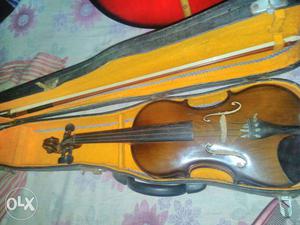 Brown Violin With Hard Case