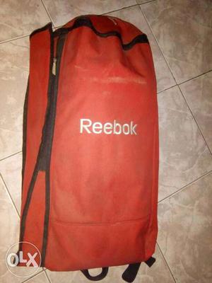 The pad and gloves is of Reebok company it is