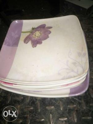 White-and-purple Ceramic Plates
