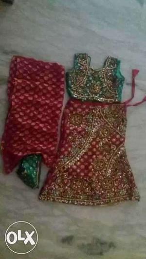 Women's Green, Gold And Red Dress