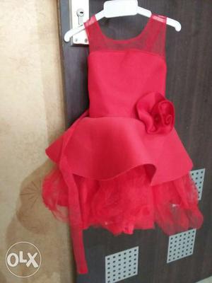 Beautiful red frock for up to 2yr child..vry new