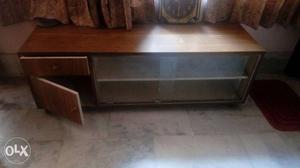 Crockery cabinet in very good condition