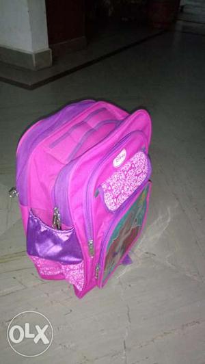 School bag,gud condition