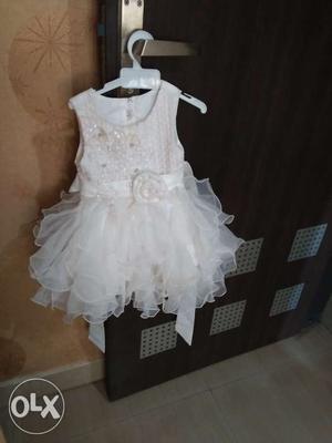 Vry new frock and it look so beautiful