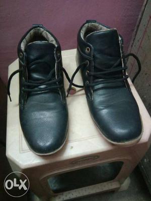 6 month old woodland shoes size 6 color black