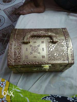 Gray And Brown Metal Jewelry Box