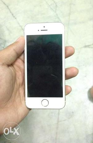 IPhone 5s Gold With all accessories plis Box n