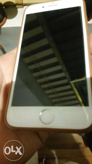 Iphone 6 64gb in mint condition.lady used