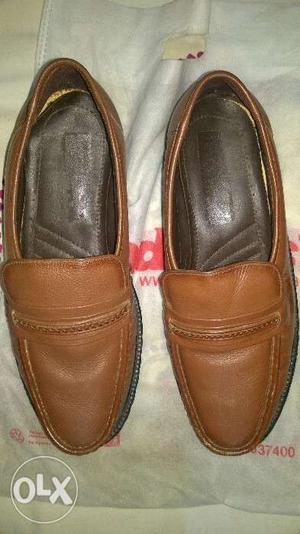 Khadims shoes of size 8 in good condition