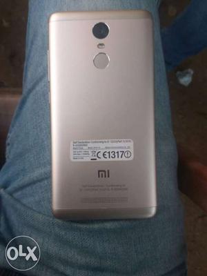 Mi not % good condition 16 gb rem 7 month old arjet