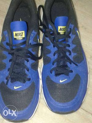 Original Nike branded shoes unused with size 8