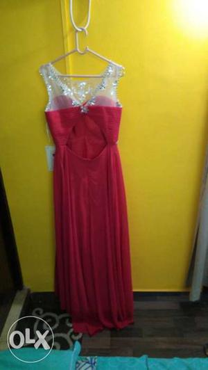 Red chiffon evening gown with stone work, never