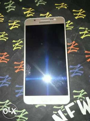 Samsung j gold colour showroom condition