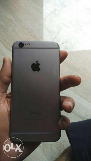 Iphone 6 in very new condition i hv only charger