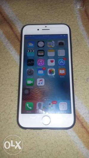 Iphone 6s 16 gb silver colour very good condition