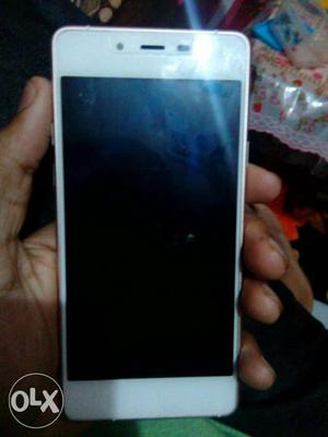 Micromax Sliver 5 sell or exchange with iphone.