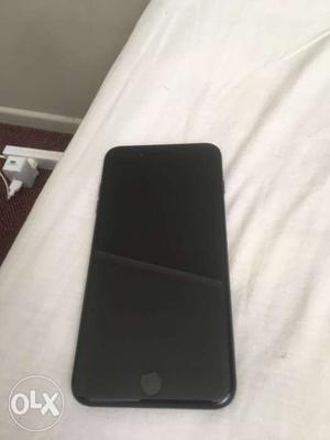 New jet black iPhone 7 plus 128GB with bill and