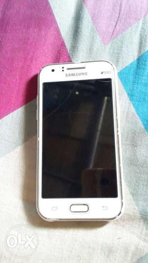 Samsung J1 mobile at low prize.