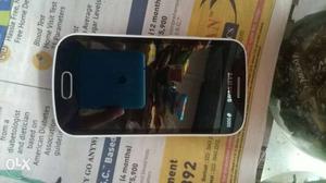 Samsung galaxy gt s in very good condition.