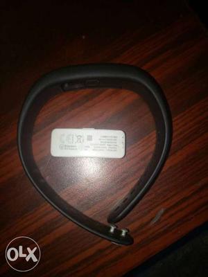 Sony smart band swr+10 in excellent condition