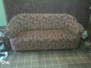 3 seater sofa in good condition with extra cover