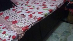 4 ×6 deewan bed for sell