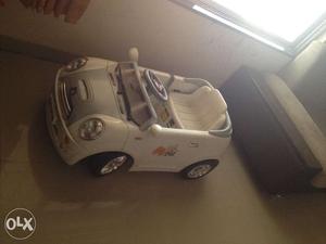 Battery operated children's car with a new battery