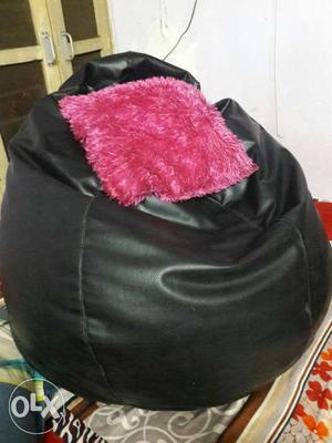 Black Bean Bag XL size... Excellent condition