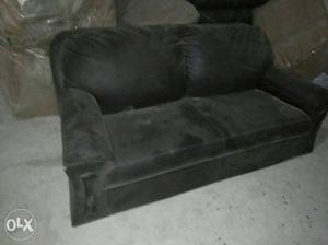 Black Leather 2-seat Couch