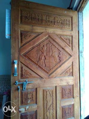 Fully sagwan hall door size of 4*7