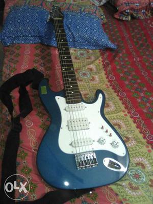 Gibson blue bird (electric guitar) 4 months old
