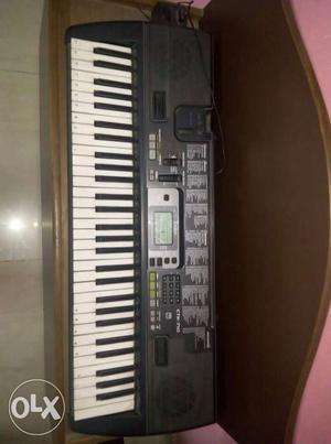 Here to sell my synthesiser Casio CTK 710.