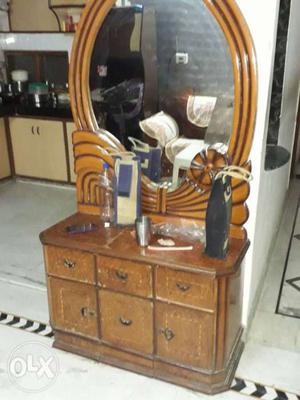 Polished Dressing Table..with mirror amazing look