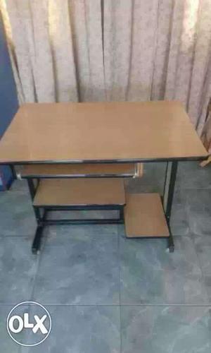 Brand new computer table for immediate sale