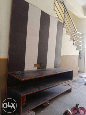 Brown And White Wooden Tv Stand