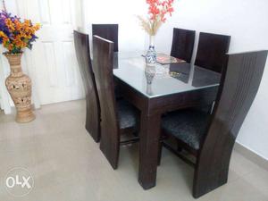Dining table with chairs just like new