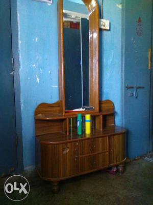 Dressing table..10 years ago... condition is
