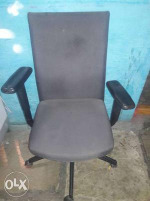 Gray Leather Office Rolling Arm Chair