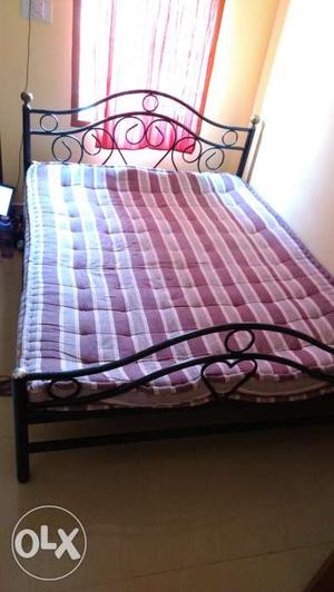 King size Iron bed 5*6 with mattress