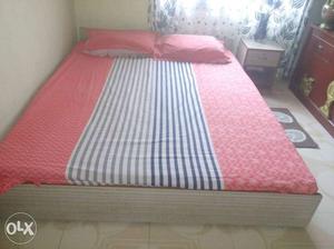 King size bed for sale immediately...