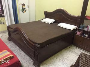 Only bed (walnut colour)