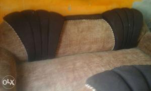 This sofa is used only few months
