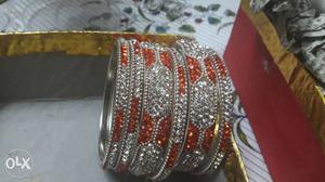 3 different bangle set and 1 pandent set each