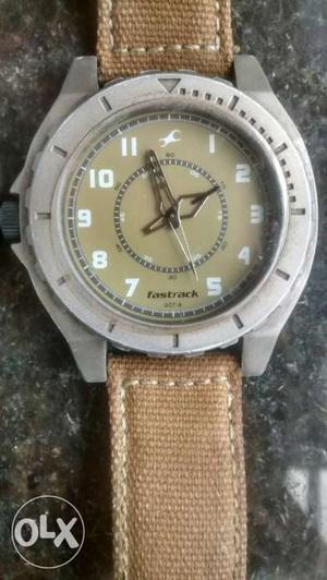 Fastrack dc719 ssback 50mwr in good condition