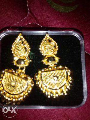 It is brand new earnings so bridal and good gold