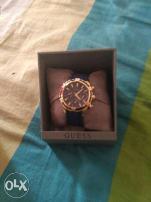 Its a original guess watch, only serious