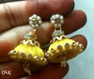 Pair Of Yellow Embellished Jhumkas