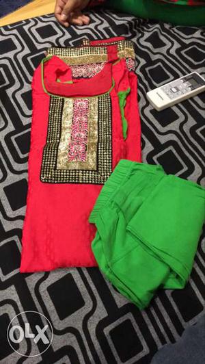 Women's Pink,gold,black And Green Dress