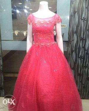 Women's Red Off Shoulder Wedding Gown